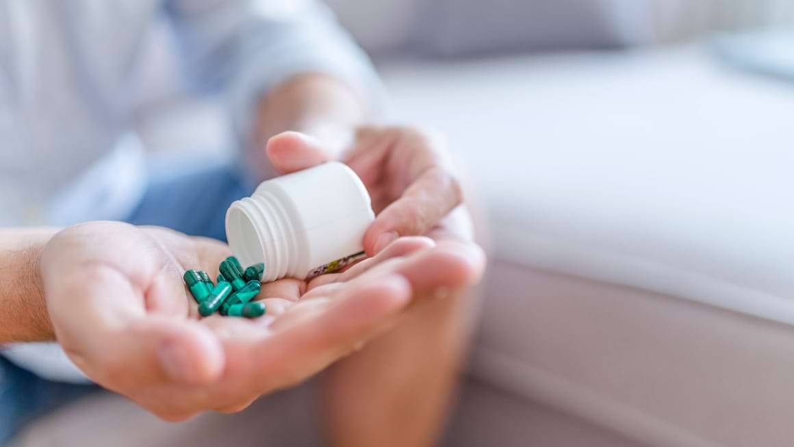 Medicamentele expirate din dulap îți poluează apa și solul fără să știi! Unde le predai în județul Cluj, ca să nu faci rău fără să vrei: Lista completă