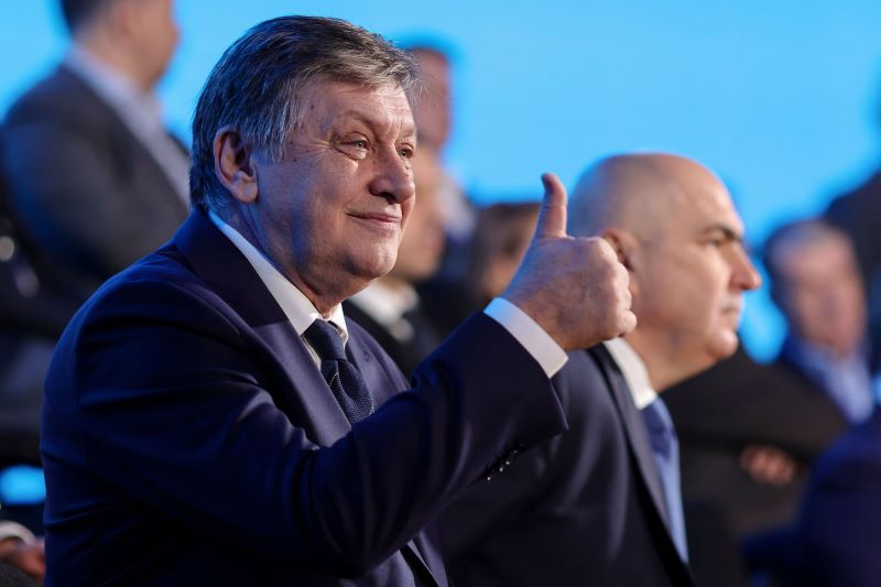 Eșec al tentativei de preluare a conducerii PNL de către Crin Antonescu