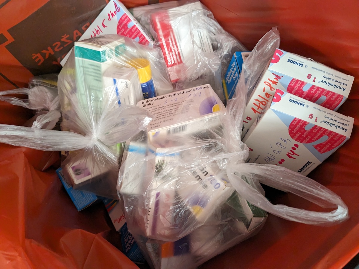 Locații pentru predarea medicamentelor expirate în Cluj