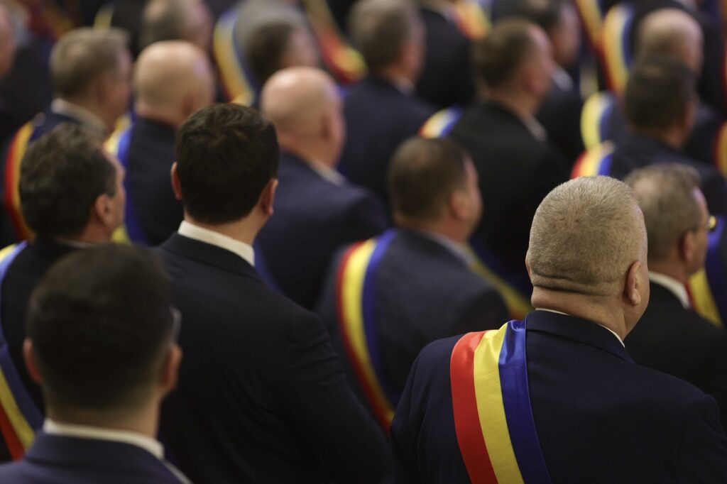 Senatul respinge propunerea AUR pentru alegerea primarilor în două tururi