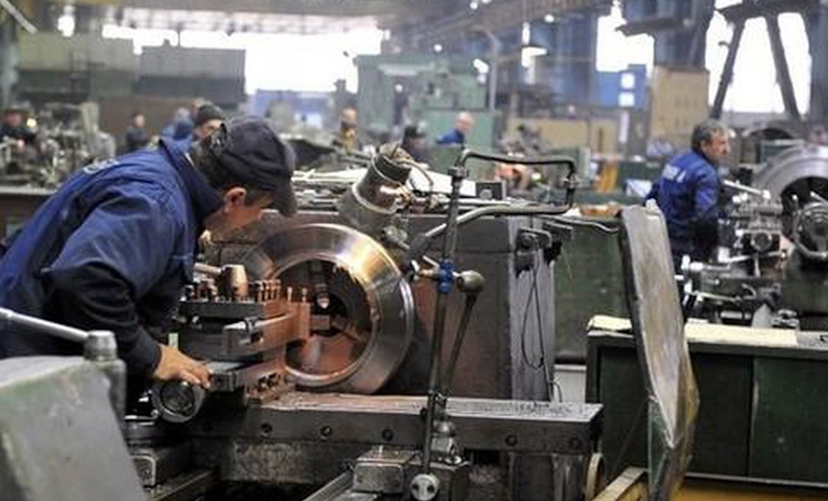 Creșterea prețurilor industriale: +10,3% în aprilie față de 2025, cu energia în frunte