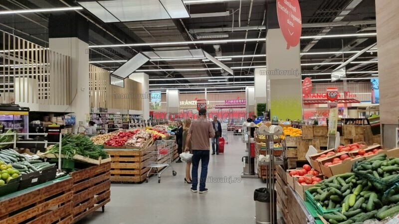 Prelungirea plafonării adaosului comercial la alimentele de bază este în discuție
