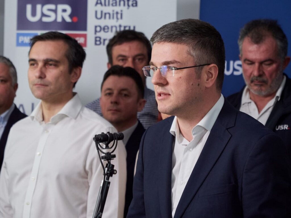 Ministrul Irineu Dărău (USR) afirmă că un nou guvern este dorit cât mai curând