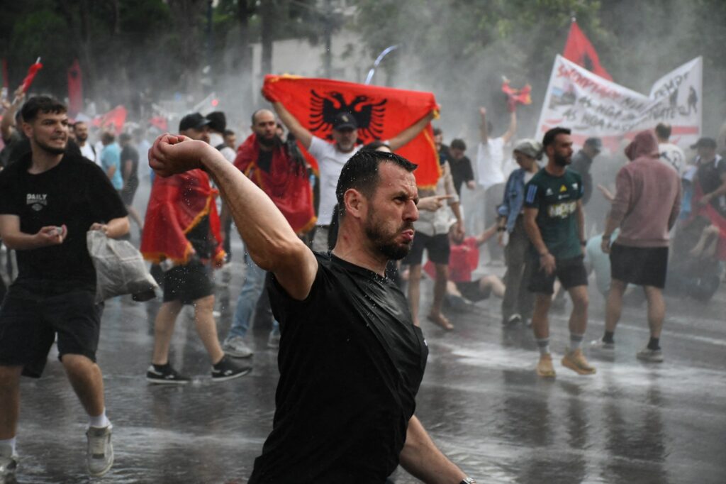 Protestele din Albania cresc împotriva proiectului turistic de lux susținut de Jared Kushner