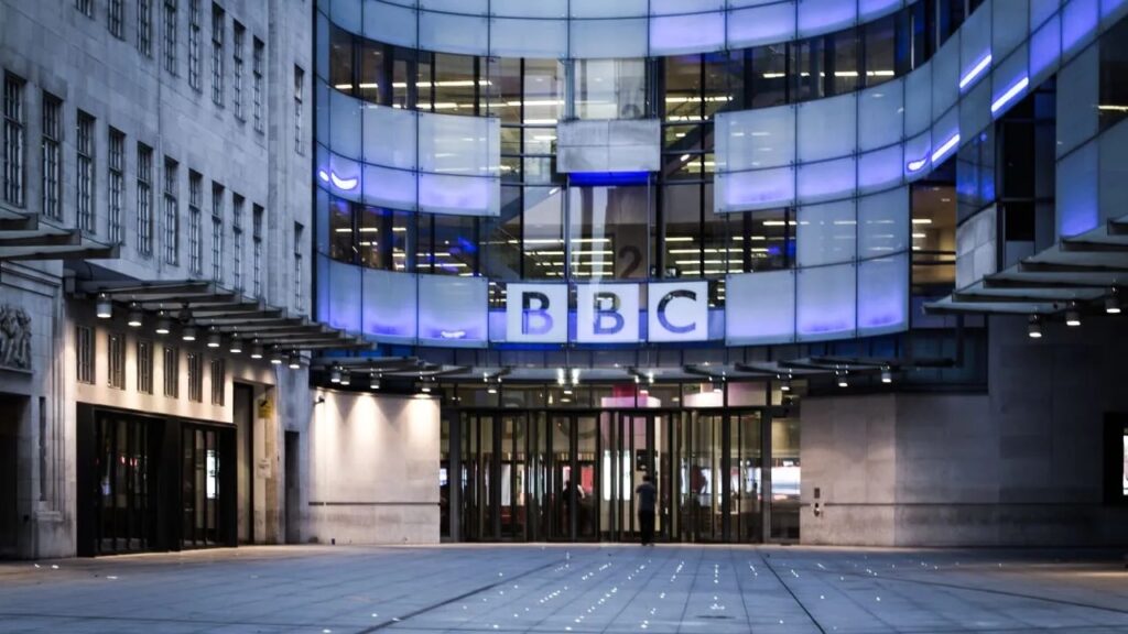 Avocații lui Trump resping solicitarea BBC privind informațiile financiare în cazul de defăimare