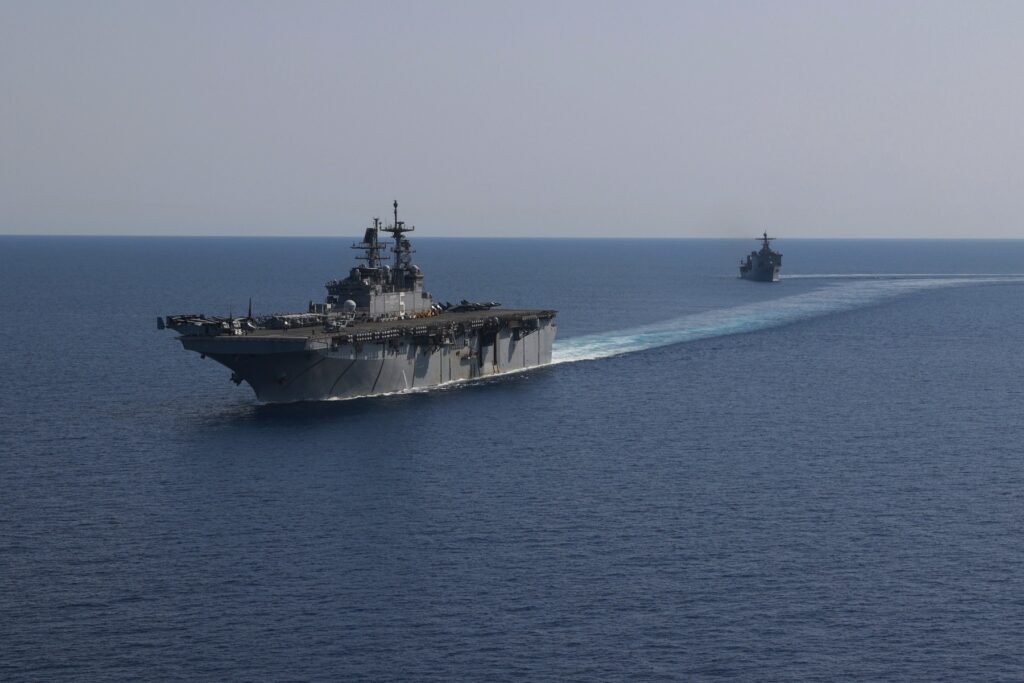 Atacuri americane asupra radarelor iraniene după lansarea dronelor de către Teheran