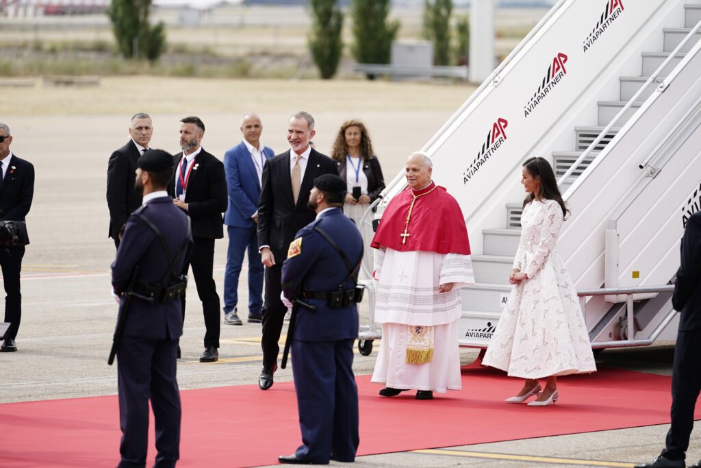 Papa Leon al XIV-lea a sosit la Madrid pentru o vizită oficială