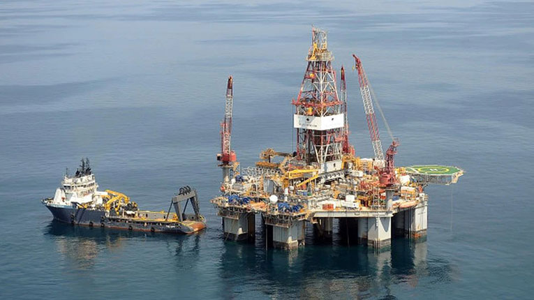 Expert: România nu are un sistem coordonat pentru apărarea platformelor de gaze din Marea Neagră
