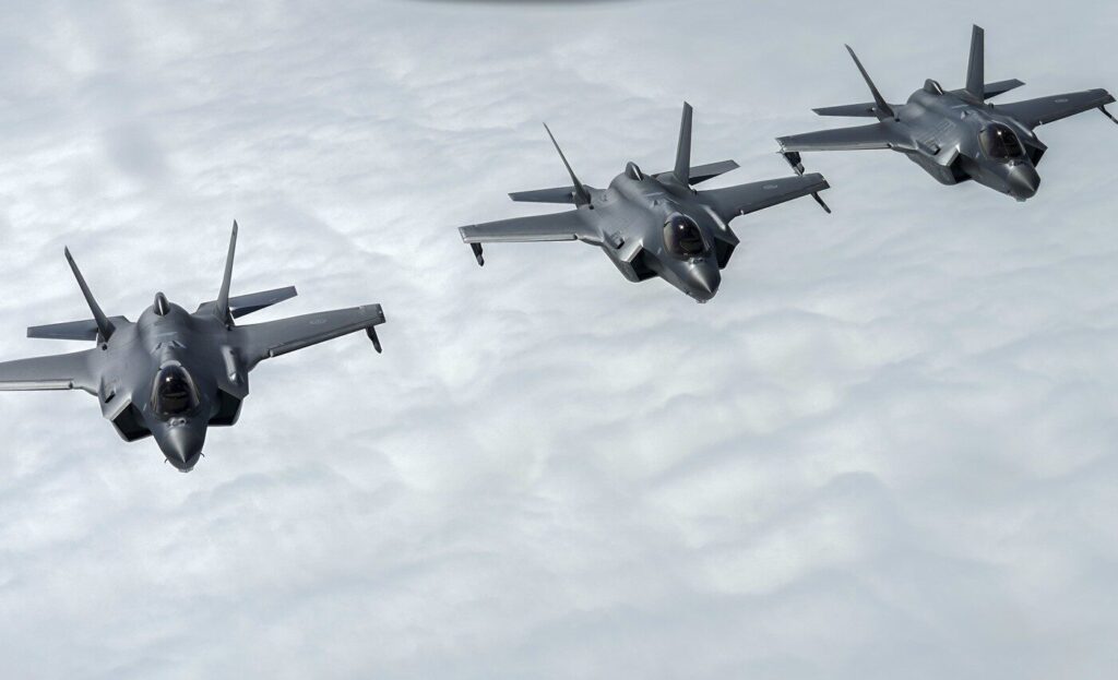 Avioanele NATO au interceptat o dronă în spațiul aerian al Letoniei