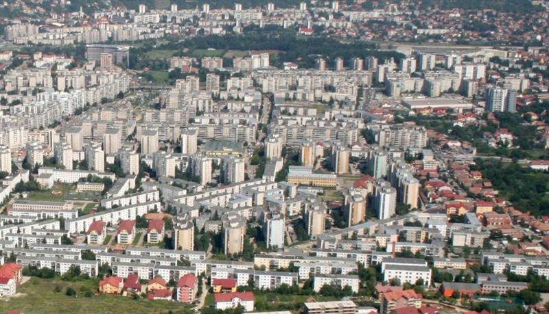 Un economist român avertizează asupra riscurilor de colaps în sectorul imobiliar