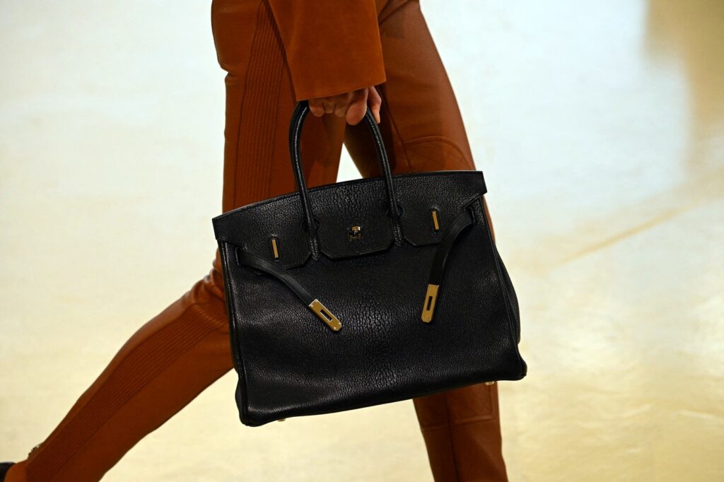 Hermès continuă colecția din martie la Los Angeles