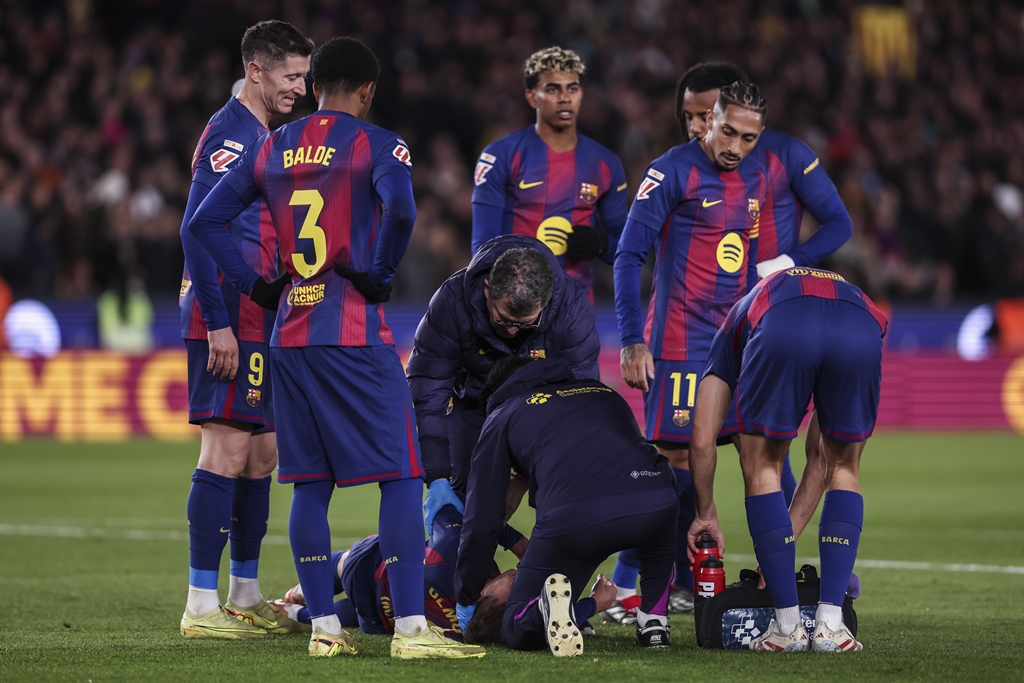 Florentino Perez solicită UEFA anularea trofeelor Barcelonei