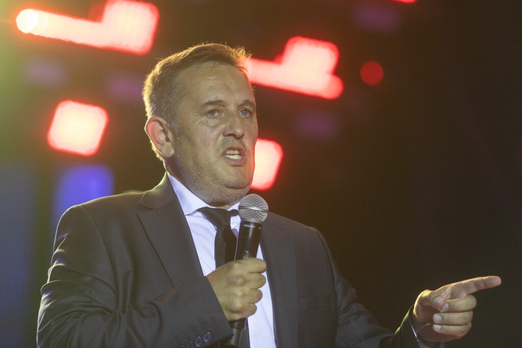 Gheorghe Piperea îndeamnă la raportarea G4Media și a altor redacții în contextul amenzilor băncilor
