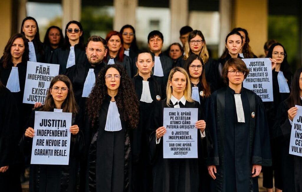Grefierii din instanțe și parchete suspendă protestele, pregătindu-se pentru grevă