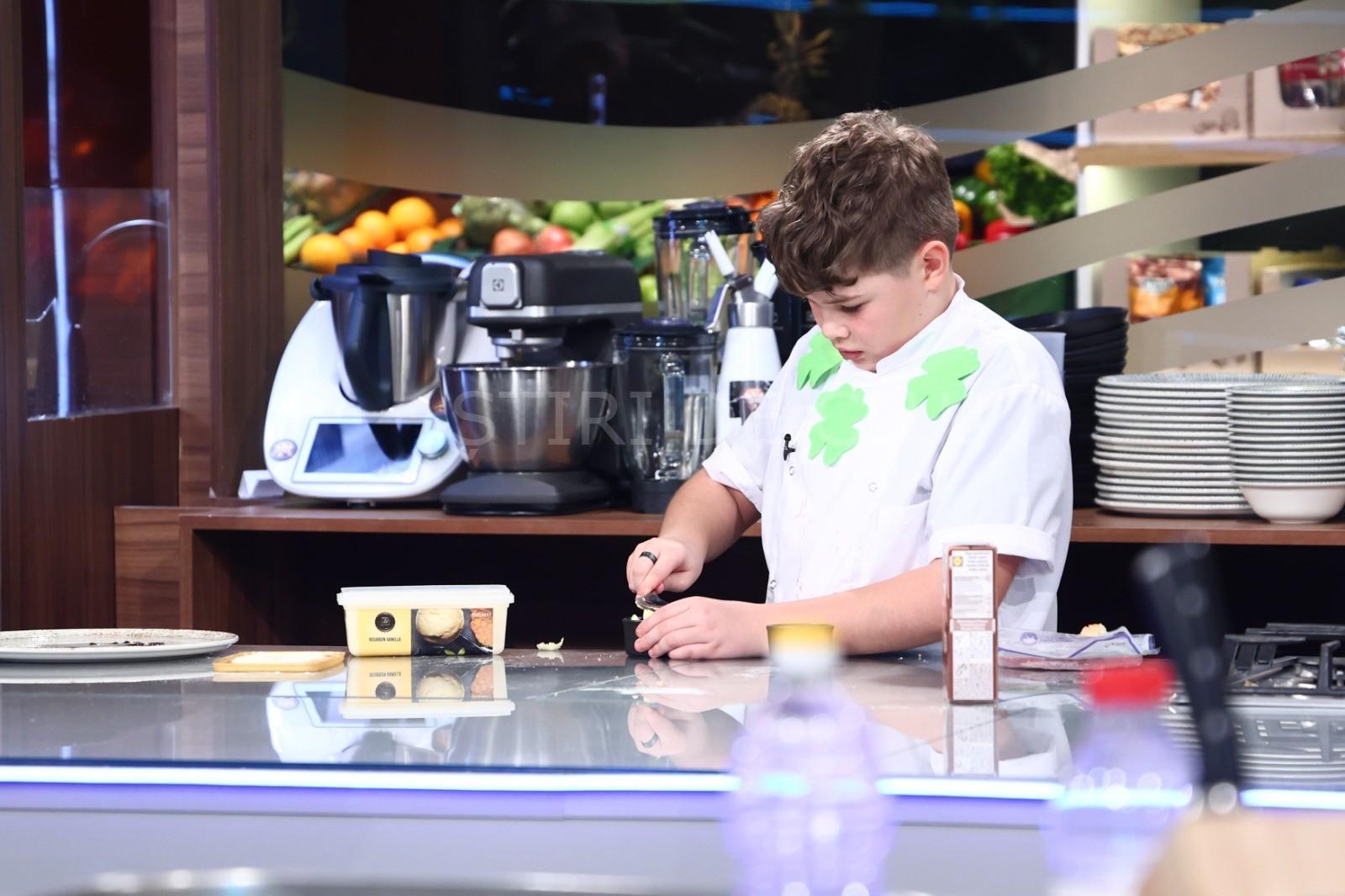 Caesar, tânărul talent din Cluj-Napoca, a ajuns în semifinale la Chefi la Cuțite