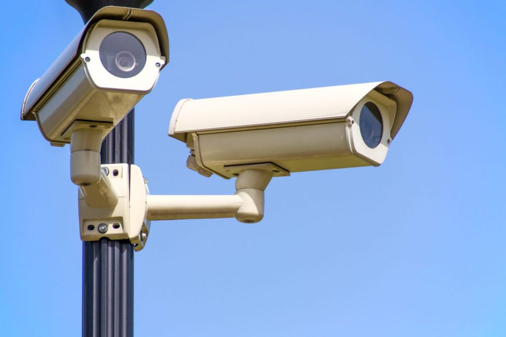 Plângere depusă de ministra Mediului pentru vandalizarea camerelor video de monitorizare