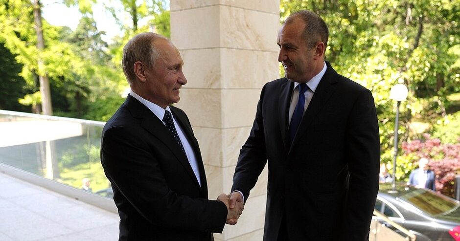 Bulgaria sub noul guvern Radev intenționează să oprească livrările de arme către Ucraina
