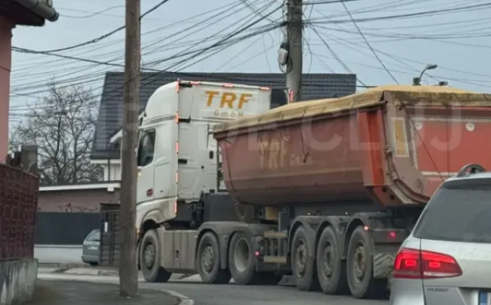 Locuitorii din Cluj-Napoca cer măsuri de siguranță rutieră în intersecția Oașului cu Dumbrava Roșie