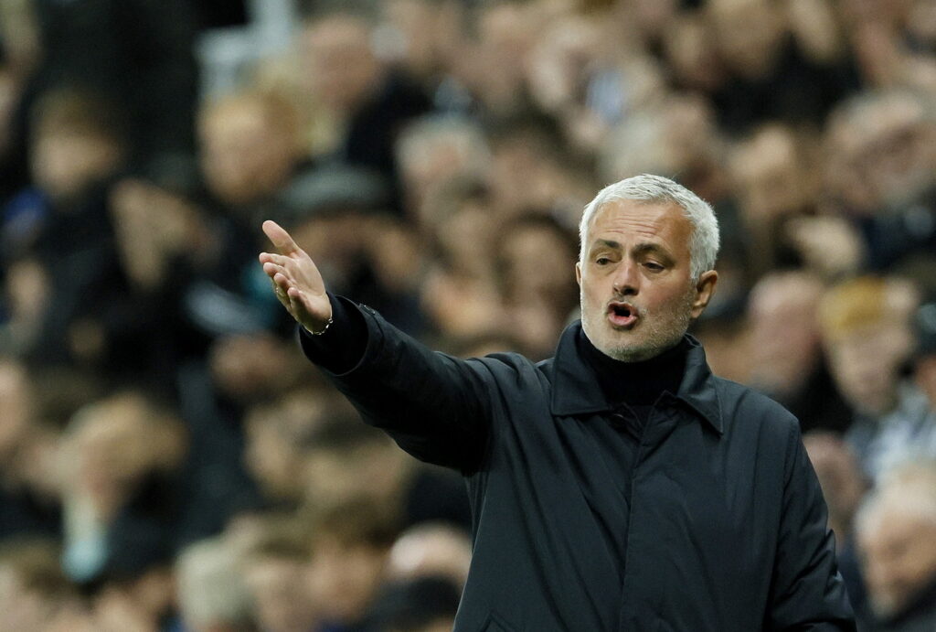 Benfica confirmă plecarea lui Mourinho la Real Madrid