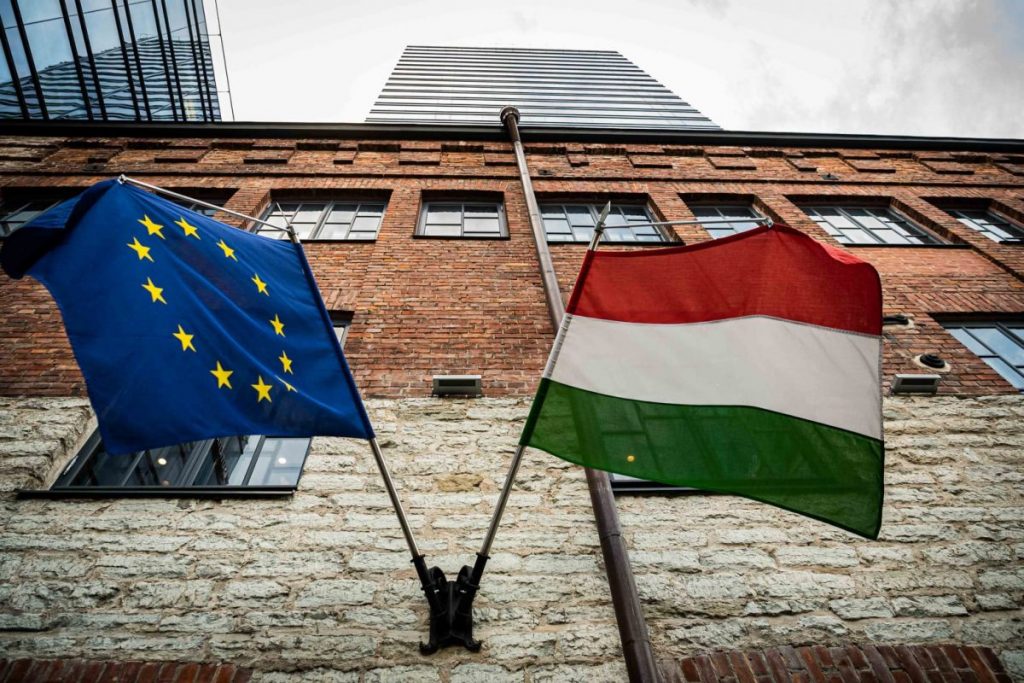 Ungaria discută reformele necesare pentru accesarea fondurilor europene