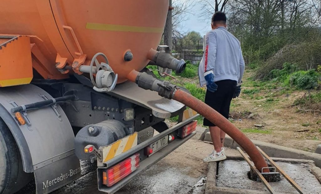 Rețele de canalizare nepreluate în Iași afectează locatarii