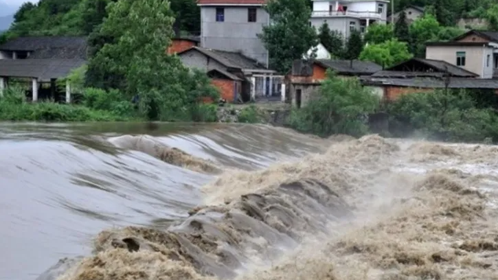 Clujul sub avertizare de inundații: Cod galben și portocaliu