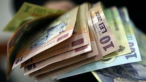 Avertisment CSALB pentru consumatorii cu credite ROBOR: Să nu reacționeze impulsiv