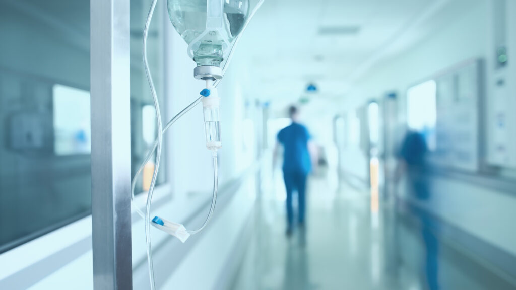 20 de angajați ai Spitalului de Psihiatrie Săpunari din Călărași, cercetați pentru abuzuri