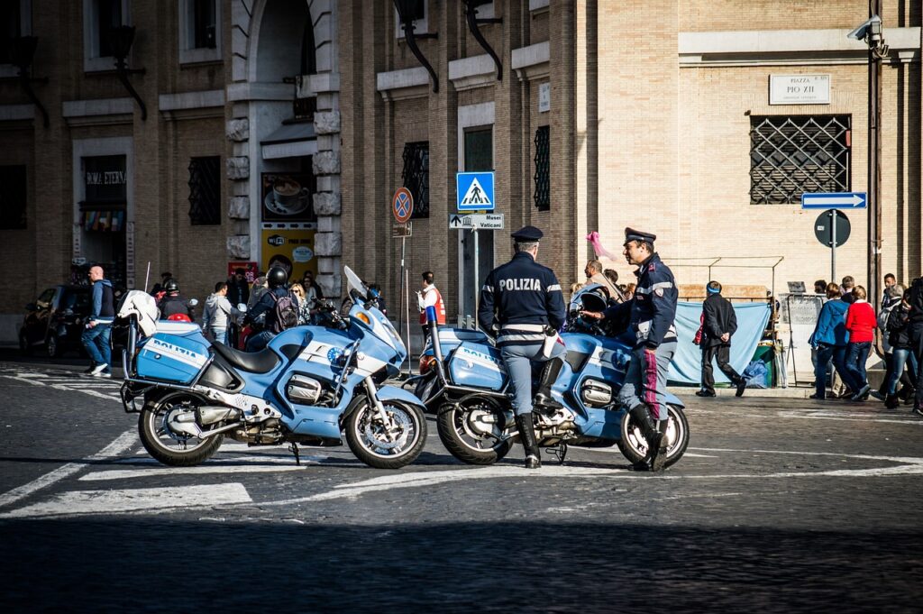 Autoritățile italiene au dismantlat o rețea de fraudă cu credite fiscale pentru lucrări de reabilitare energetică