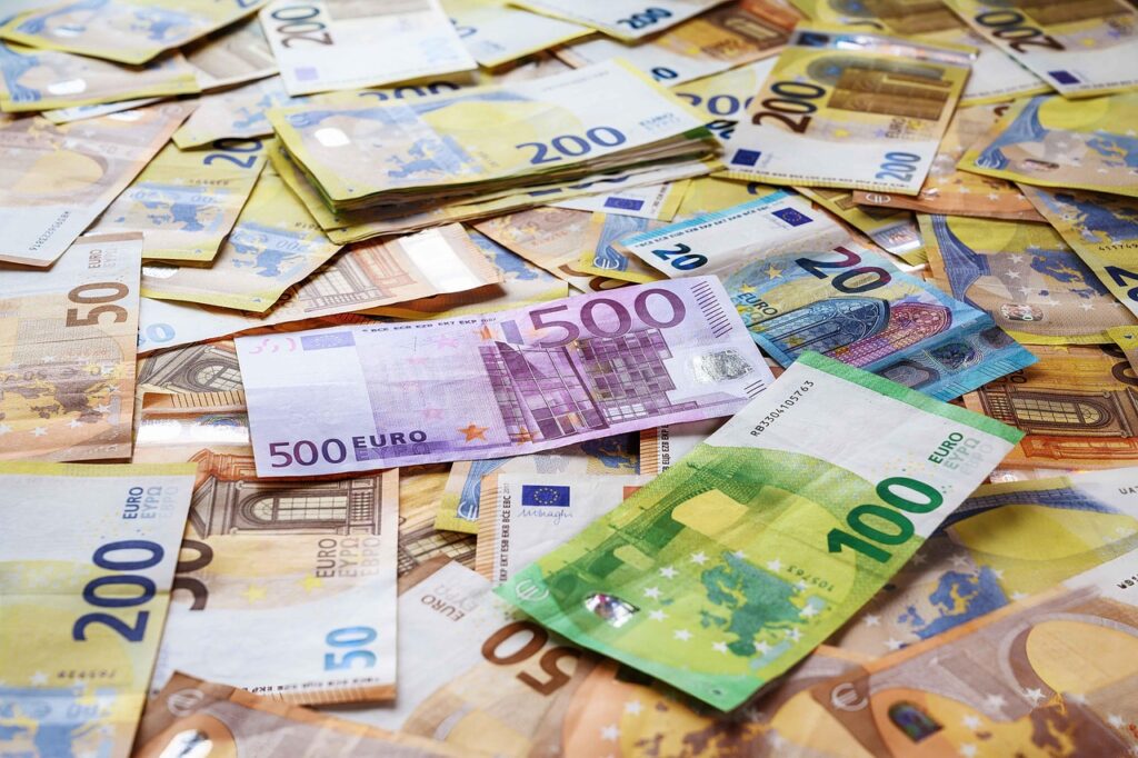 Grupul grecesc Quest își reduce investițiile în România din cauza crizei locale