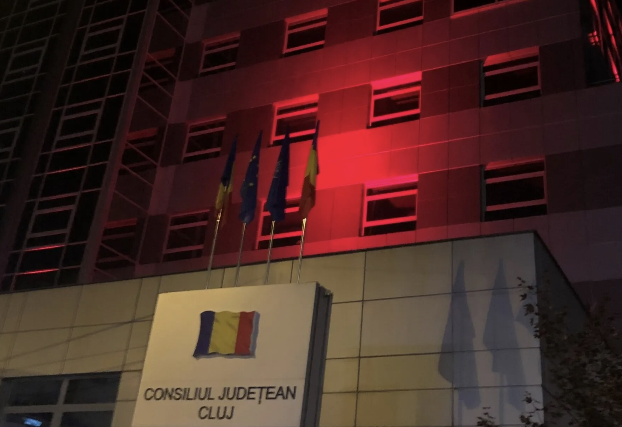Clujul se iluminează în roșu duminică seară pentru Ziua Donatorului de Sânge