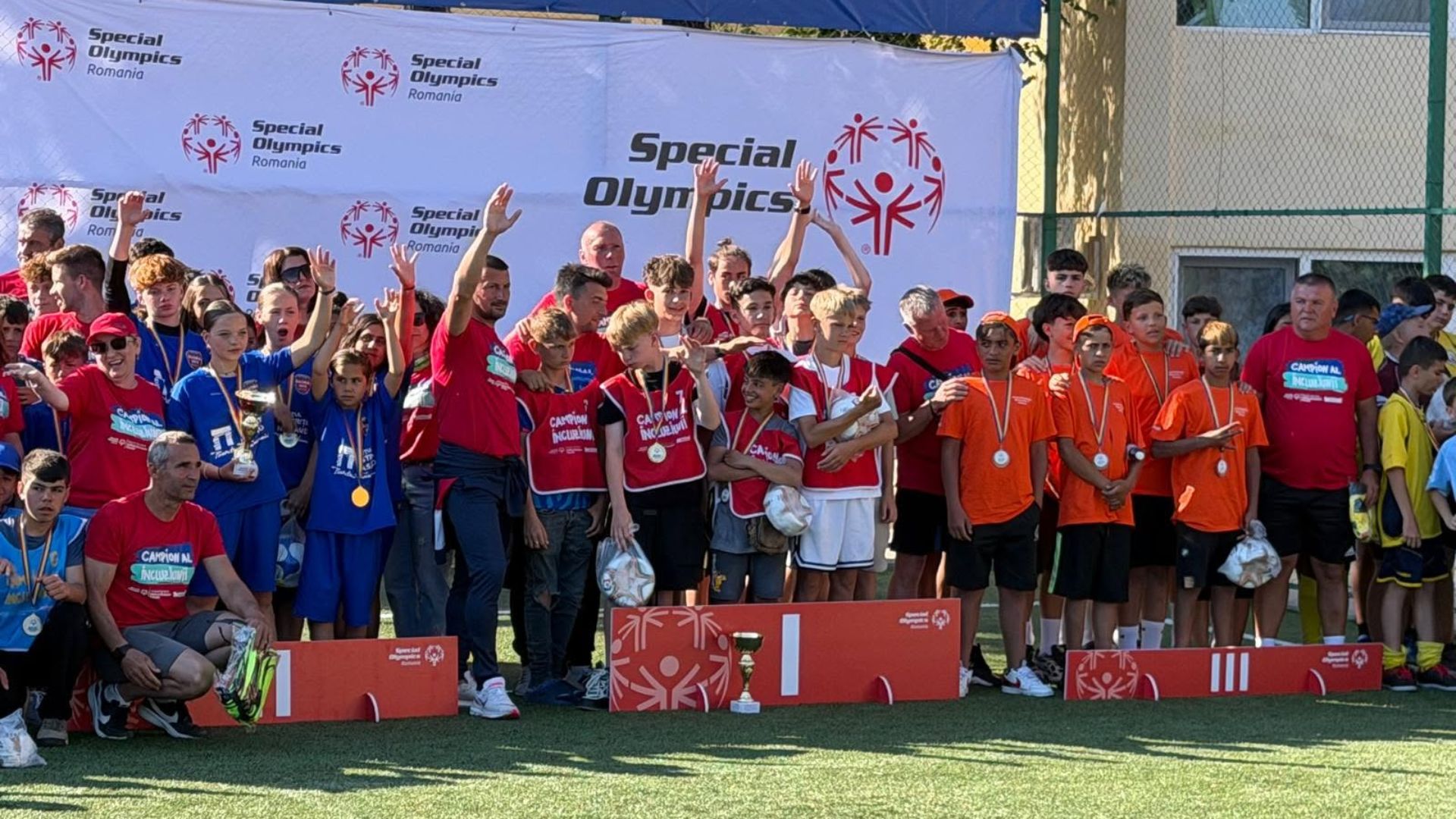 C.S.E.I. „Miron Ionescu” din Cluj-Napoca câștigă titlul național la fotbal unificat