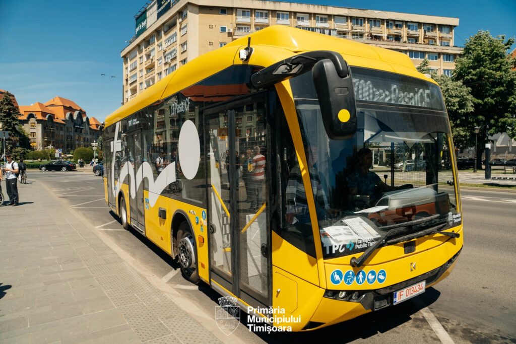 Autobuze electrice scurte din fonduri europene, disponibile în Timișoara începând de luni