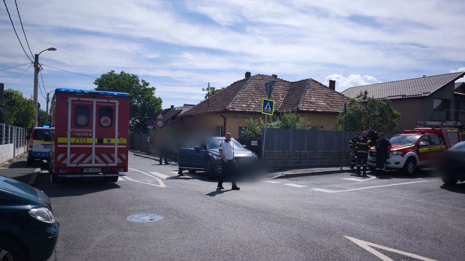 Salvarea unui bărbat lovit de mașină pe strada Jiului din Cluj