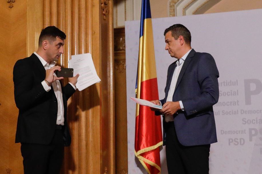 AUR solicită organizarea de alegeri anticipate după numirea lui Adrian Veștea