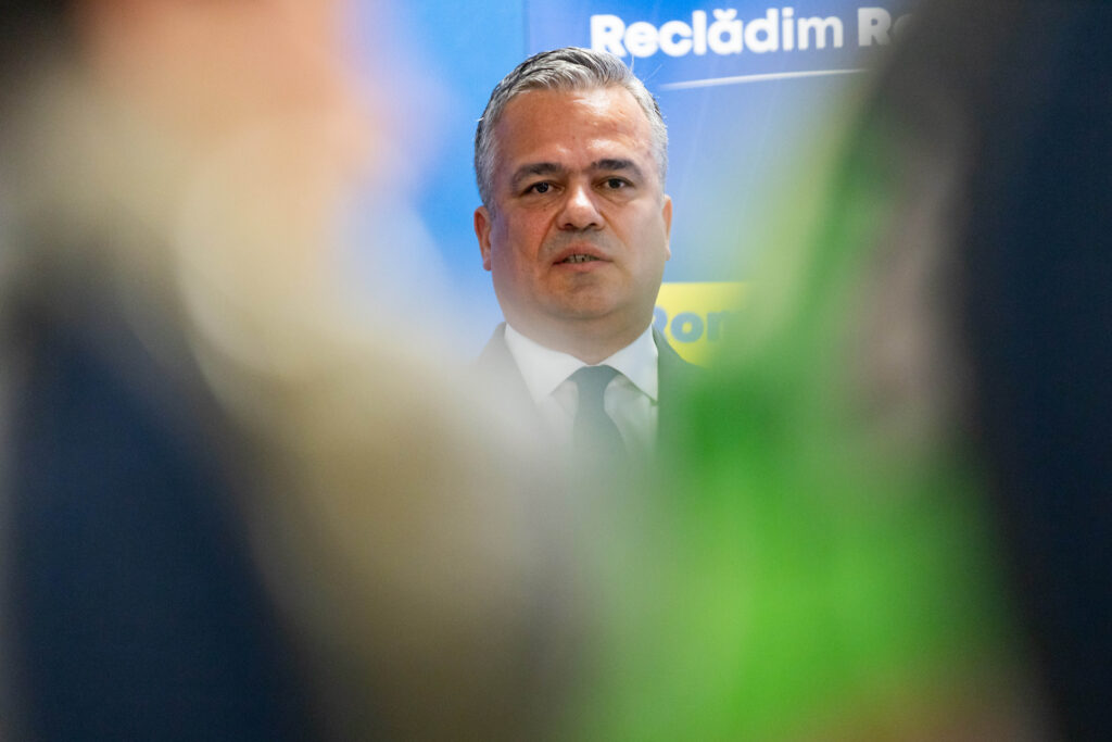 Președintele Nicușor Dan îl desemnează pe Adrian Veștea ca premier
