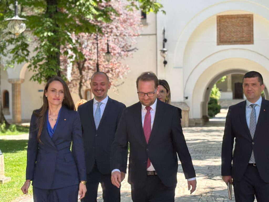 USR reafirmă decizia de a nu susține un guvern Veștea