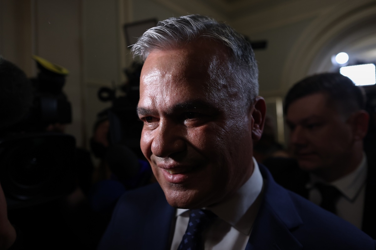 PNL refuză să sprijine Guvernul Veștea; premierul desemnat, somat să renunțe la mandat