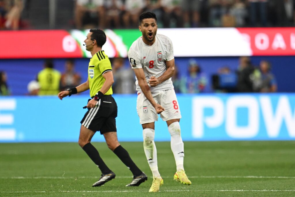 Controverse la CM 2026: Mohammad Mohebi din Iran, gest provocator după fluieratul imnului