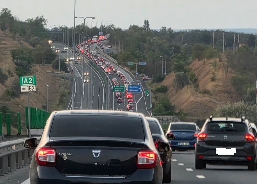 Mitul vitezei pe autostradă: avantajele și dezavantajele circulației rapide