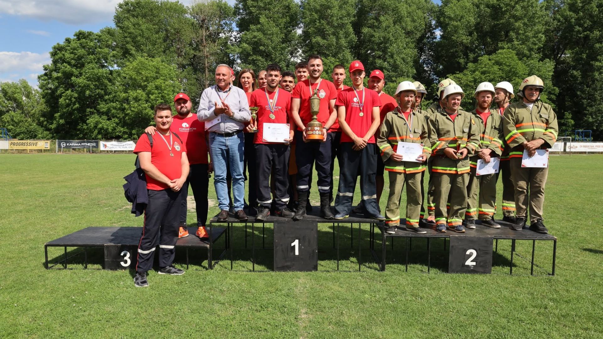 Competiție de anduranță la Gherla pentru pompierii voluntari și privați