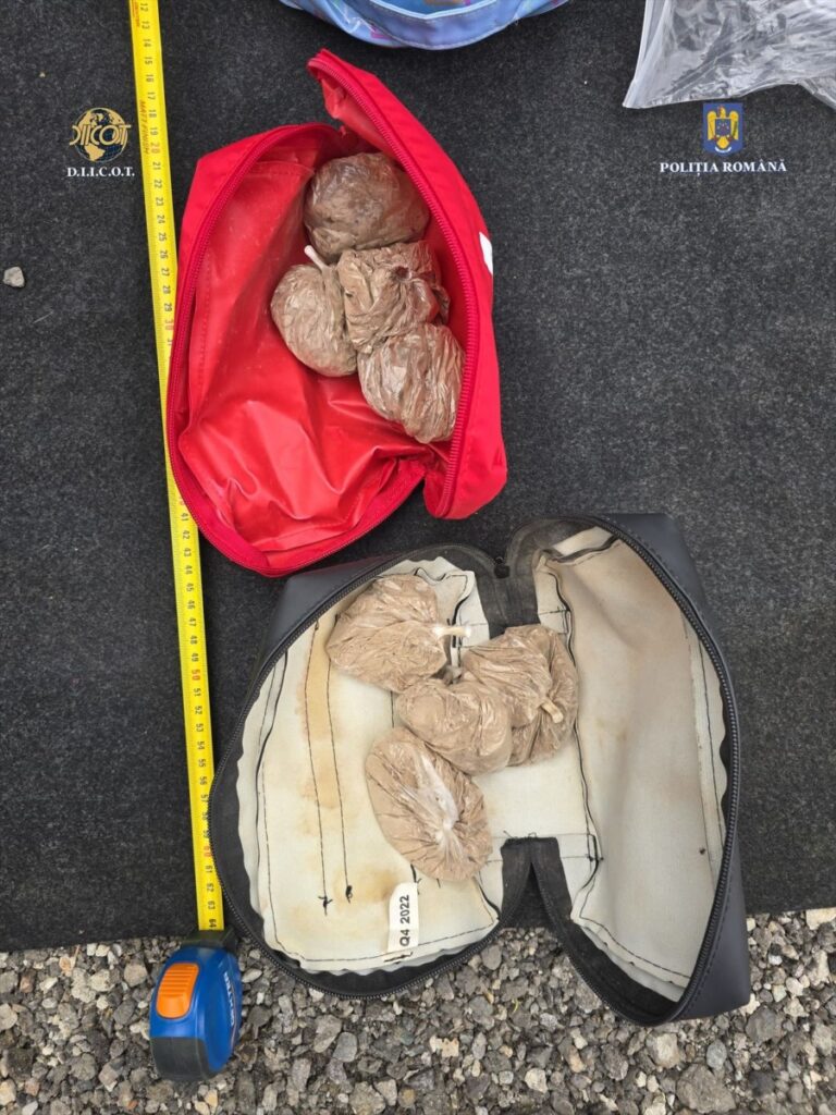 Bărbat reținut la Constanța pentru tranzacționarea unui kilogram de cocaină