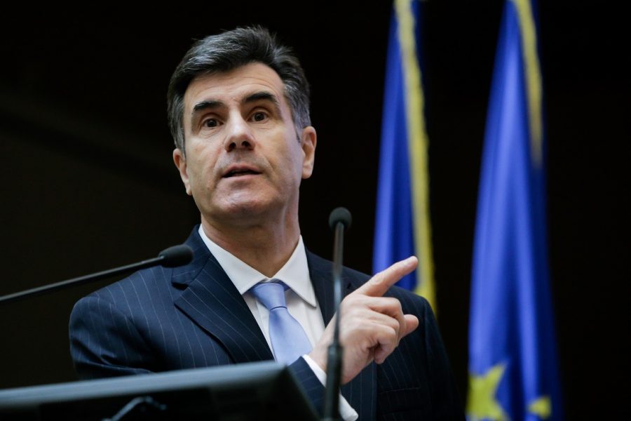Două perspective asupra corpului politic românesc