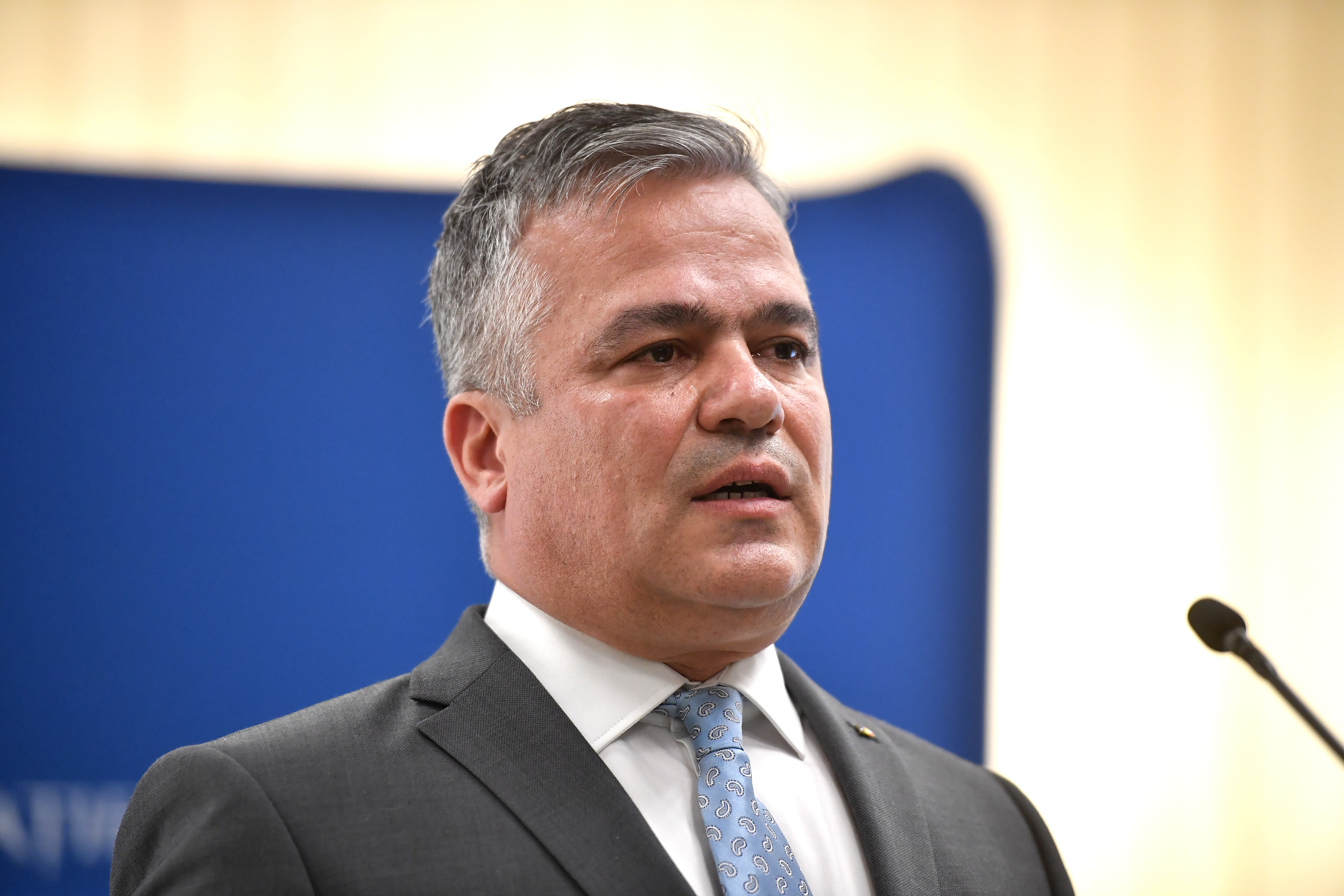 Votul pentru învestirea Guvernului Veștea, amânat pentru săptămâna viitoare