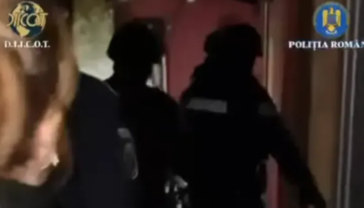 Un bărbat din Timiș, acuzat de sedare și agresiune asupra fiicei și prietenei acesteia