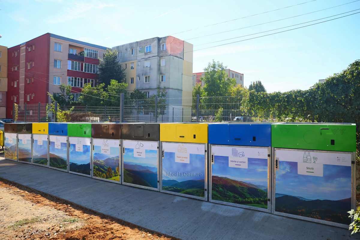 Localitate din Cluj adoptă insule ecologice cu acces pe bază de cartelă
