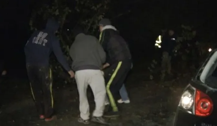 Zgomote nocturne în Cluj-Napoca: Tinerii transformă un parc în loc de distracție